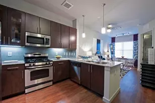 2525 McCue St Rd, Houston, TX 77056 - Photo 1