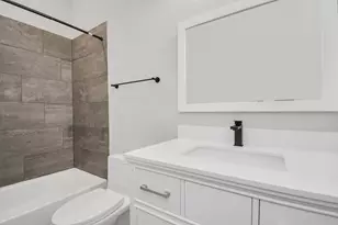 8419 Berry Brush Ln, Houston, TX 77022 - Photo 16