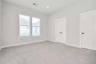 8419 Berry Brush Ln, Houston, TX 77022 - Photo 8