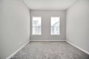 8419 Berry Brush Ln, Houston, TX 77022 - Photo 14