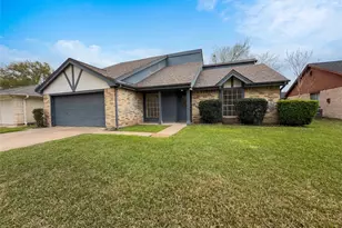 2614 Coopers Post Ln, Sugar Land, TX 77478 - Photo 2
