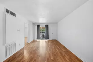 3131 Cummins St, Houston, TX 77027 - Photo 14