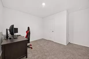 2074 Legacy Hills Dr, Houston, TX 77067 - Photo 24