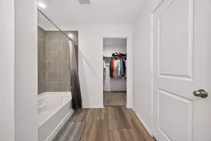 2074 Legacy Hills Dr, Houston, TX 77067 - Photo 34