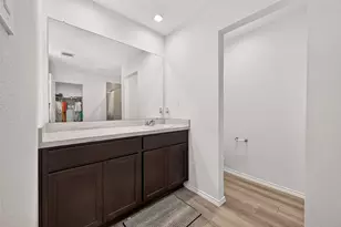 2074 Legacy Hills Dr, Houston, TX 77067 - Photo 32