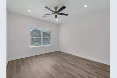 8316 De Priest #B, Houston, TX 77088 - Photo 6