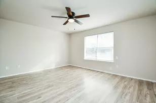 11659 Evesborough Dr, Houston, TX 77099 - Photo 10