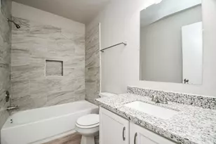 11659 Evesborough Dr, Houston, TX 77099 - Photo 26