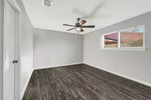 1803 Flamingo Dr, League City, TX 77573 - Photo 16