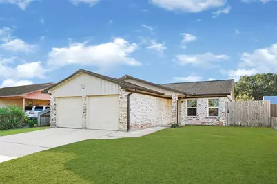 1803 Flamingo Drive, League City, TX 77573 - Photo 2