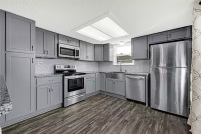 1803 Flamingo Drive, League City, TX 77573 - Photo 10