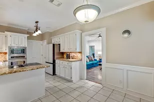 407 Champion Lake Dr, Spring, TX 77380 - Photo 14