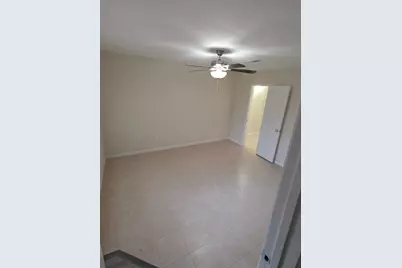 962 Sterling Green Drive S, Channelview, TX 77530 - Photo 14