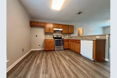 8816 E Buffalo Circle, Willis, TX 77378 - Photo 6