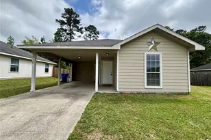 8816 E Buffalo Cir, Willis, TX 77378 - Photo 1