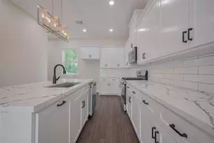 2206 Hoskins Dr, Houston, TX 77080 - Photo 36