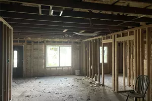 462 Ave B, Markham, TX 77456 - Photo 8
