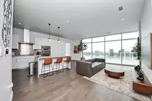 4521 San Felipe St, Houston, TX 77027 - Photo 2