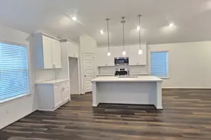 14963 Eagle Feather Dr Dr, Houston, TX 77090 - Photo 4