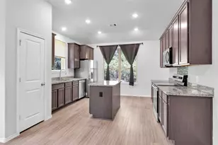 12534 Andwood St, Willis, TX 77318 - Photo 10