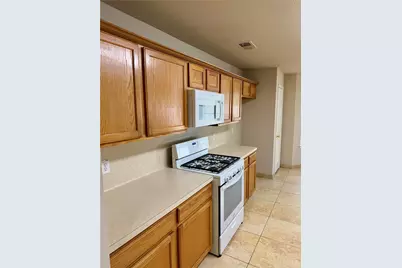 3715 Lindenfield Drive, Katy, TX 77449 - Photo 10