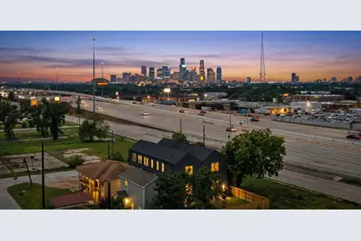 2915 Crane Street #B, Houston, TX 77026 - Photo 2