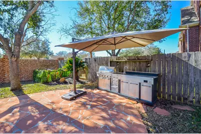 5835 Stratford Gardens Drive, Sugar Land, TX 77479 - Photo 26