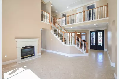 5835 Stratford Gardens Drive, Sugar Land, TX 77479 - Photo 12