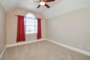 5835 Stratford Gardens Dr, Sugar Land, TX 77479 - Photo 18