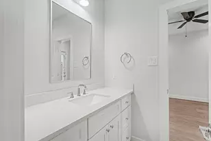 2504 W Tidwell Rd, Houston, TX 77091 - Photo 4