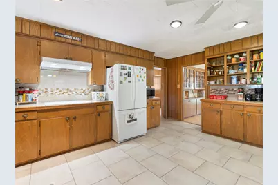 1201 Fm 1862, Blessing, TX 77419 - Photo 8