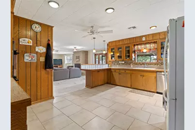 1201 Fm 1862, Blessing, TX 77419 - Photo 14