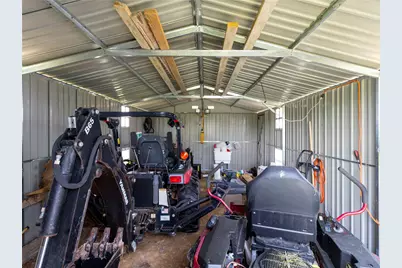1201 Fm 1862, Blessing, TX 77419 - Photo 40