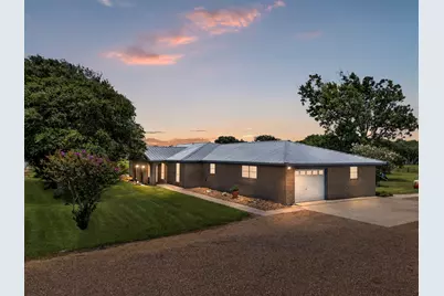 1201 Fm 1862, Blessing, TX 77419 - Photo 2