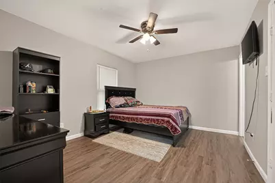 5022 Castlecreek Lane, Houston, TX 77053 - Photo 32