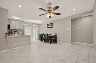5022 Castlecreek Ln, Houston, TX 77053 - Photo 10