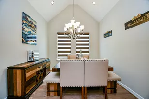 4827 Bellwood Springs Ln, Sugar Land, TX 77479 - Photo 10