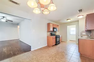 7206 Cool Springs Ct, Magnolia, TX 77354 - Photo 8