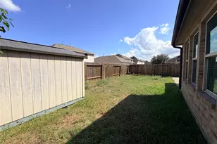 10811 Wall Fern Way, Houston, TX 77034 - Photo 24