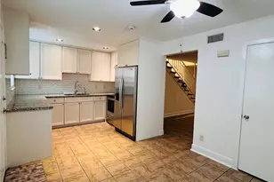 5538 Holly St, Houston, TX 77081 - Photo 10