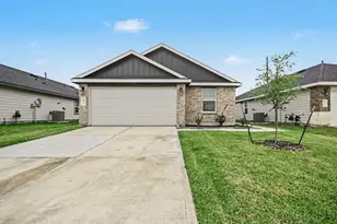 8830 Colicroot Dr, Rosharon, TX 77583 - Photo 2