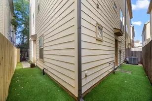 932 W 26th St, Houston, TX 77008 - Photo 42