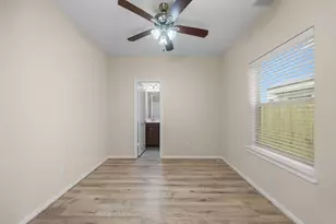 932 W 26th St, Houston, TX 77008 - Photo 8