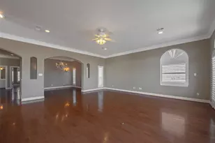 1306 Outrigger, Tiki Island, TX 77554 - Photo 4