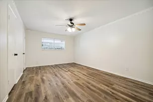 11540 Chimney Rock Rd, Houston, TX 77035 - Photo 8