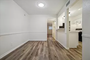 11540 Chimney Rock Rd, Houston, TX 77035 - Photo 4