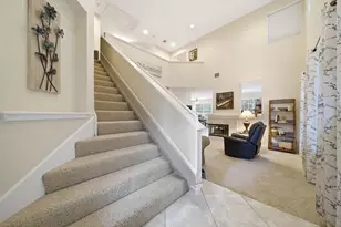 74 E Lakeridge Dr, The Woodlands, TX 77381 - Photo 6