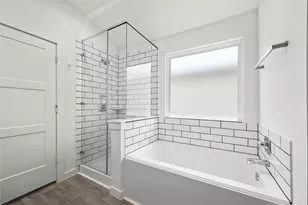 14254 Black Cyn Ln, Conroe, TX 77384 - Photo 10