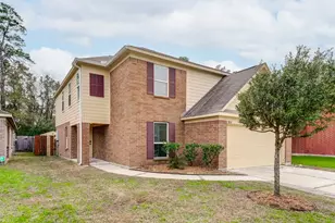 8038 Narrow Brook Way, Houston, TX 77016 - Photo 2
