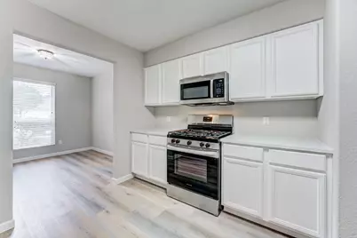 8038 Narrow Brook Way, Houston, TX 77016 - Photo 14